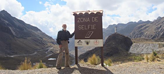 Chavin Zona De Selfie Gary