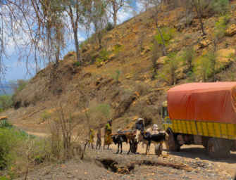 Beza-Mahafaly Road RN10 Passing