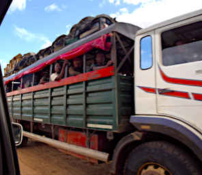 Beza-Mahafaly Truck Bus