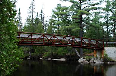 Chutes Bridge Dona Max