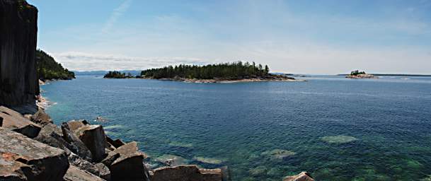 Lake Superior Agawa Rock panorama