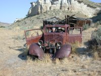 Trudy and Ian in old car