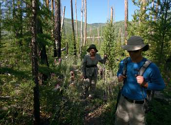 Dona Sid On Trail