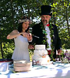 Cutting Cake