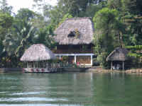 Rio Dulce, Fancy Houses
