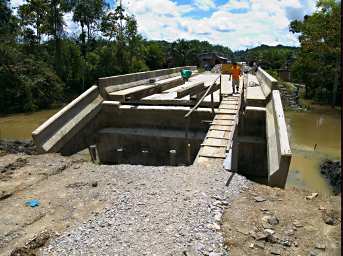 Kinabatangan Bridge Out