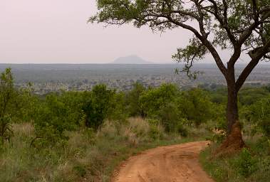  Oldoinyo Sambu