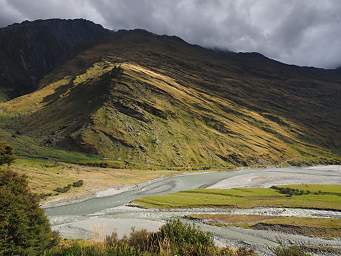 Alps Matukituki Valley