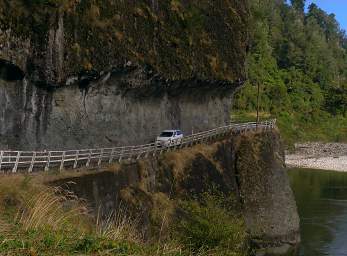 Nelson Lks Buller R Narrow Rd