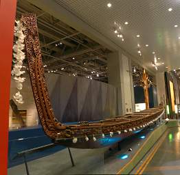 Wellington Museum Maori Canoe