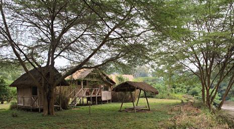 Qn Elizabeth NP At The River Nicer Hut